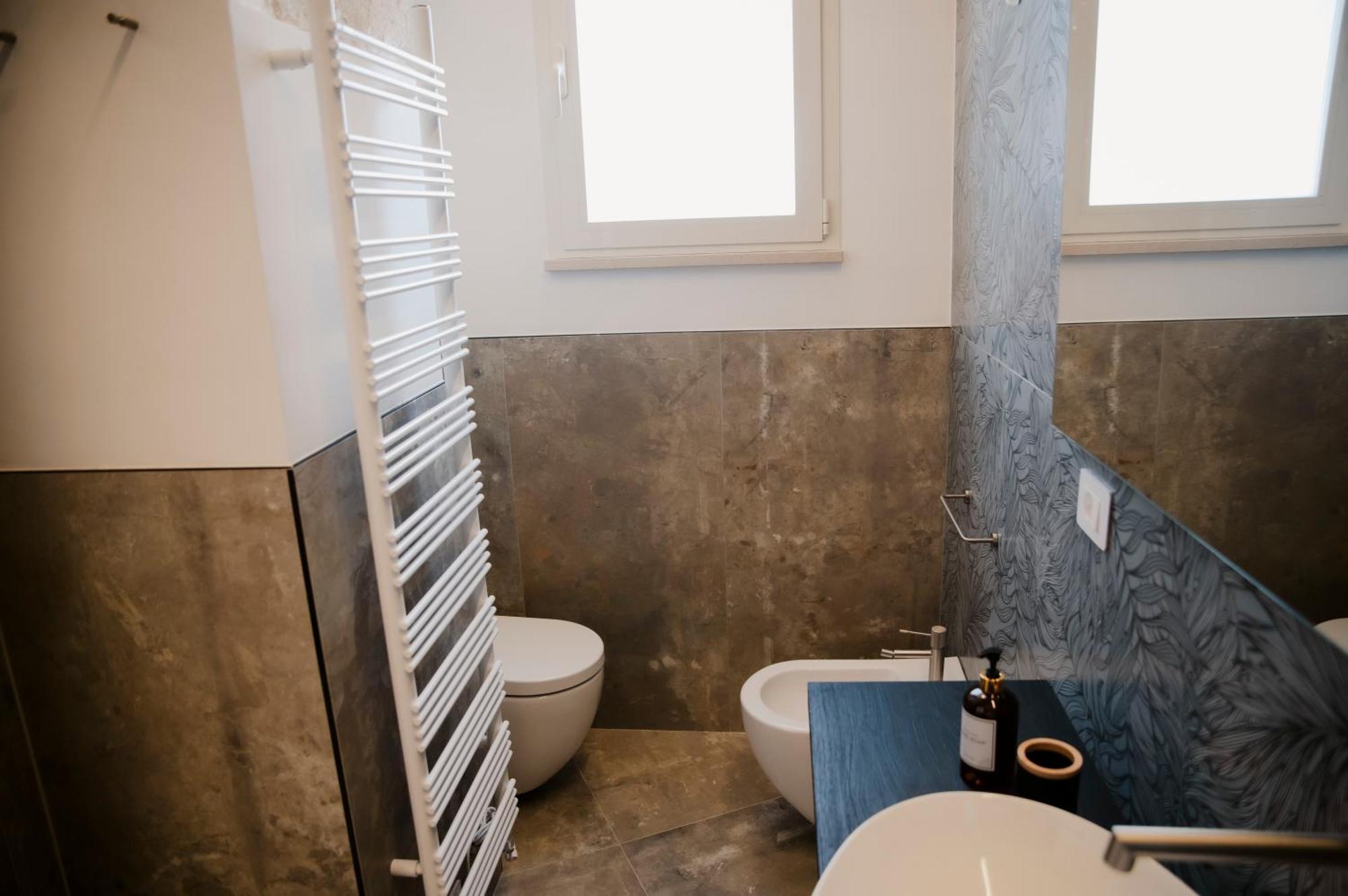 Petrina Home - Suite Rooms บาร์เลตตา ภายนอก รูปภาพ